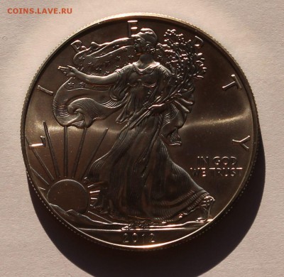 США. 1 доллар ШАГАЮЩАЯ СВОБОДА 2012. СЕРЕБРО, 31,1 - унция. - 1