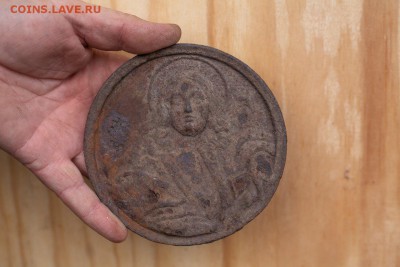 Барельеф Апостол Иоанн Богослов. Чугун - UG6dK_RbBwI (1)