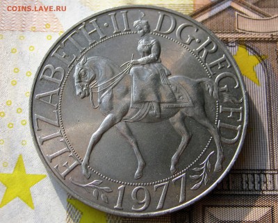 БРИТАНИЯ КРОНА (25 новых пенсов) 1977. ОТЛИЧНАЯ. 19.01.2017. - 032.JPG