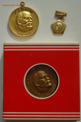 2 медали с и значок 50 лет СССР с Лениным из Японии - DSC06404.JPG