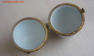 Шкатулка фарфоровая Яйцо 10 см - 237.JPG