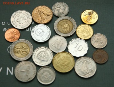 Лот иностранных монет 18 шт до 02,02 в 22-40 - ин2