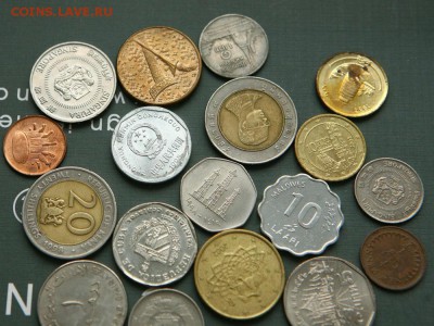 Лот иностранных монет 18 шт до 02,02 в 22-40 - ин1