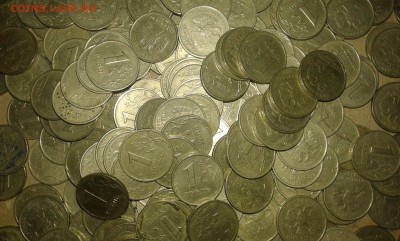 1 рубль 1999г.ммд и спмд. 100шт..19.02.17...22.00 - 20170214_115820[1]
