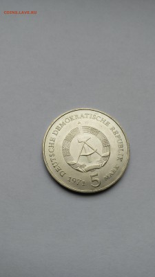 С РУБЛЯ ! ГДР 5 марок 1971 г Бранденбургские Ворота до 1.03 - PHOTO_20170225_151602