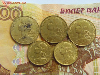 Франция- лот из 13 монет до 11.03.17г. - SDC14172.JPG