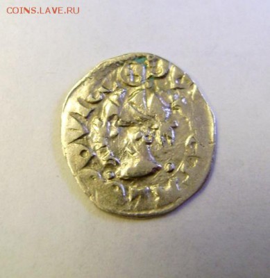 Денарий средневековья Венгрия кор. Людвиг I 1342-82гг сереб. - DSC09809.JPG