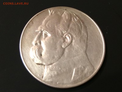 Пилсудский 10 злот 1935г. и замок 2 кроны 1930г. - IMG_1032[1].JPG
