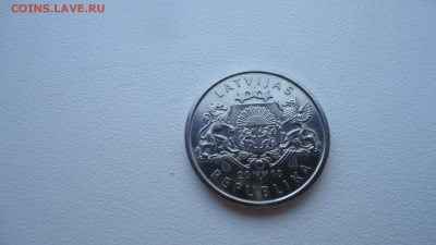 ЛАТВИЯ 1 ЛАТ 2010 ПОДКОВА ВВЕРХ UNC ДО 06.04 22:00 МСК - DSC04260.JPG