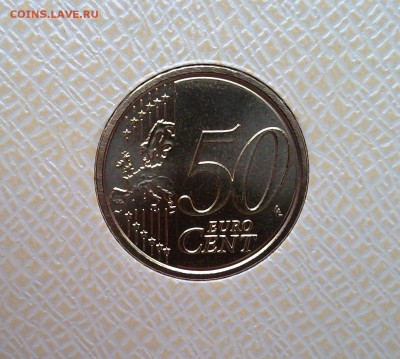 Ватикан 50 евроцент 2017 Личный герб Папы Франциска 13.04 22 - Ватикан 50 центов 2017-3