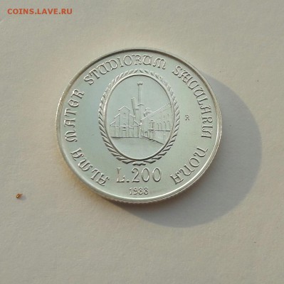 Италия 200 лир (университет) 1988 UNC с 200 руб до 08.05 - 20170502_175814