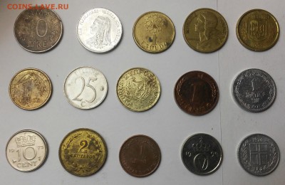 42 монеты 33-х стран мира - 03.