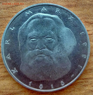 ФРГ. 100 лет со дня смерти Карла Маркса, 5 марок. - макрс