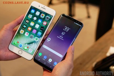 Что хорошего в айфонах? - Samsung-Galaxy-S8-vs-Apple-iPhone-7-Plus-3-2-1200x800