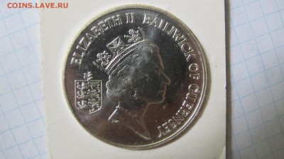 Горстка серебра и никеля: Германия,США,Гернси,Украина,Англия - IMG_5653.JPG