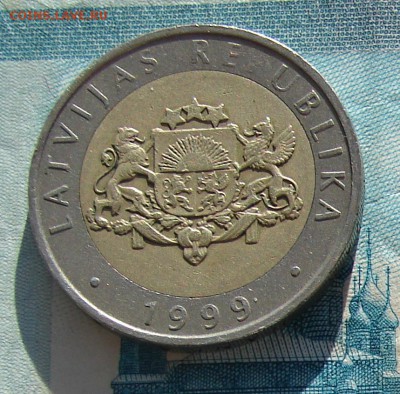Латвия 2 лата 1999 до 19-06-2017 до 22-00 по Москве - 1 А