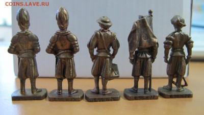 Игрушки от киндер сюрпризов - IMG_5758.JPG