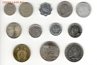 12 иностранных монет. - Инострань на оценку 2