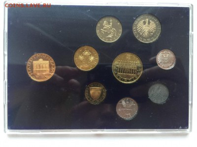 Официальный набор монет Австрии 1981 до 06.07.2017 - IMG_4449.JPG