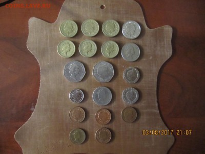 19 монет Великобритании 7 фунтов 80 пенсов, ниже курса - pounds-2