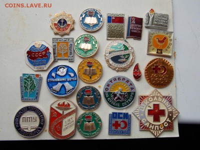 Коллекция значков более 1200 штук - DSCN3281.JPG