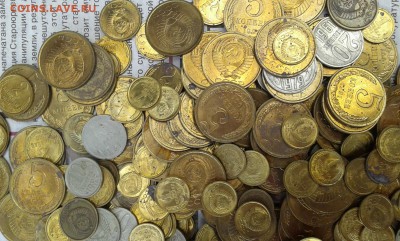 2кг.500гр.  монет с 1961 по 1991гг...13.08.17...22.00 - 20170811_175942[1]