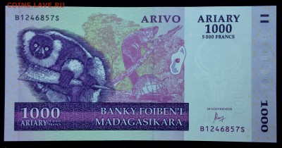 Мадагаскар 1000 ариари 2004 unc до 24.08.17. 22:00 мск - 2