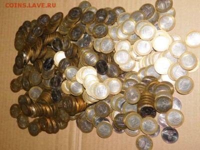 Копилка юбилейных монет биметалл и 5 рублей 2012 года МНОГО - DSCN4537.JPG