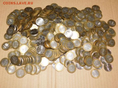 Копилка юбилейных монет биметалл и 5 рублей 2012 года МНОГО - DSCN4536.JPG