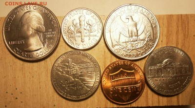 1,10 и 25 центов на оценку, года разные. - 2