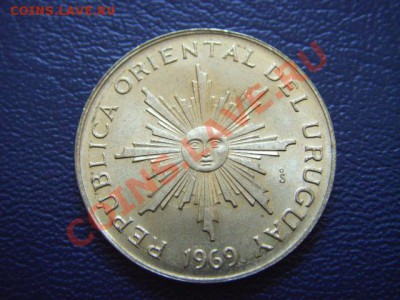 Уругвай 10 песо 1969  до 10.03 в 21.00М - LPIC7075.JPG