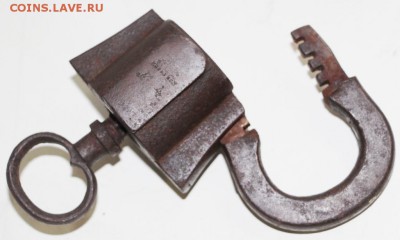 Старинный рабочий  кованый замок с клеймом * 5,10,17 в 22,00 - новое фото 055