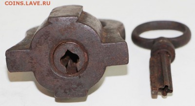 Старинный рабочий  кованый замок с клеймом * 5,10,17 в 22,00 - новое фото 054