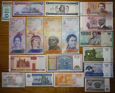 Комплект иностранных банкнот 72 шт. до 04.10.17г. в 22:00мск - 1___С Венесуэлой 1500