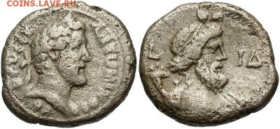 Крупная бронзовая монета. - C0558