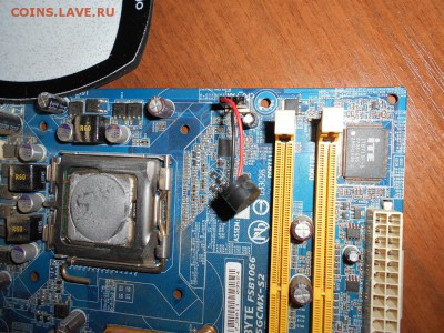 Мат. плата Gigabyte GA-945GCMX-S2 28.10.2017 22 00 мск - DSCN1193.JPG