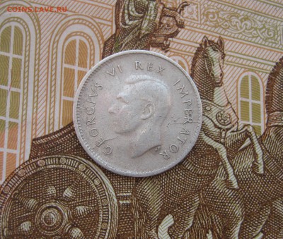 3 и 6 пенсов ЮАР 1896 и 1942г. до 17.11.2017 22.00МСК - 3 пенса ЮАР 1942г. 90...JPG