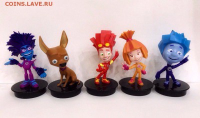 Коллекционирование топперов (игрушек  из кинотеатра). - aYLDTWda0eg (1)