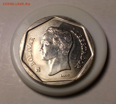 500 боливар Венесуэла 2004 UNC до 01.12.17 22:10 - 500 боливар Венесуэла 2004 UNC (2)