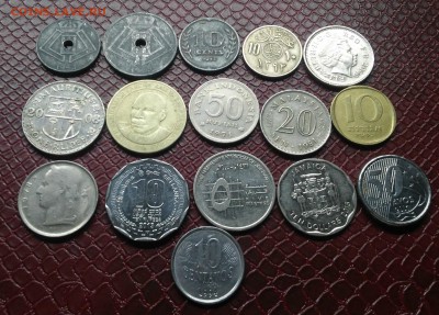 128 монет мира в альбоме без повторов.05.12.2017 - 20171126_221236