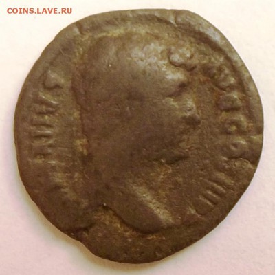 Аверс. Профиль императора?Предполагаю, римский денарий, Антонин Пий, 138-161 г н э.Вес 3,73 гр, диаметр 19 мм - DSCF0010.JPG