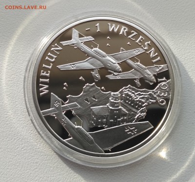 ПОЛЬША,10 злотых 2009г(70 лет бом-вке Велюни)!до19.12.2017 - фото 16 декабря 001