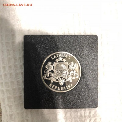 Латвия 75 лет Латвийской республике (proof) до 24.12 - F7E1AE49-C3BA-49D8-9B94-432191C4E294