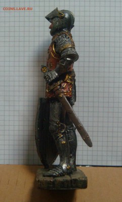Статуетка Рыцарь,полимер. - DSC08337.JPG