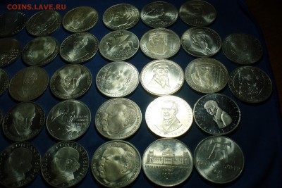 5 марок 1968-1977 гг.32 шт.Серебро UNC  До 26.12.17 в 22.00 - P1430004.JPG