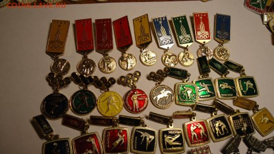 Значки Олимпиада 80. 47шт. Лот № 2 - DSC09884.JPG