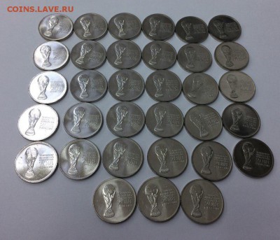 25 рублей 2-ой выпуск 33 штуки с рубля до 19.01.2018 - Футбол