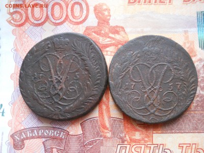 Две  двухкопеечные 1757 года номинал вверху - DSCN7384.JPG
