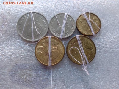 Брак мондвора  1 и 5 руб 1991-92 гг  сдвиг штемпеля  до 7.2 - DSC04119.JPG