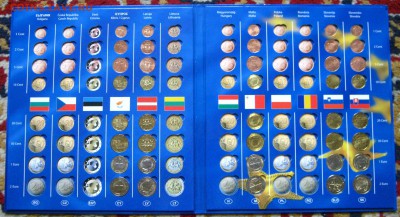 18 полных комплектов ЕВРО разных стран. В АЛЬБОМЕ. - 006.JPG